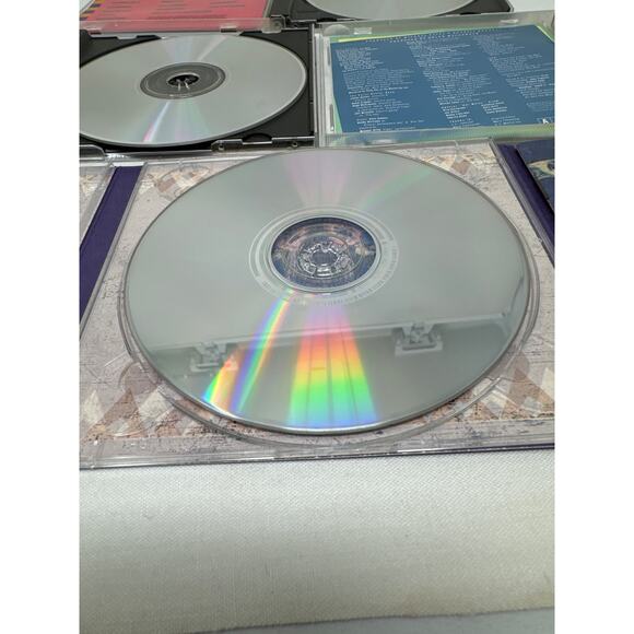 LOT of Jimmy Buffet CDs - Picture 3 of 7